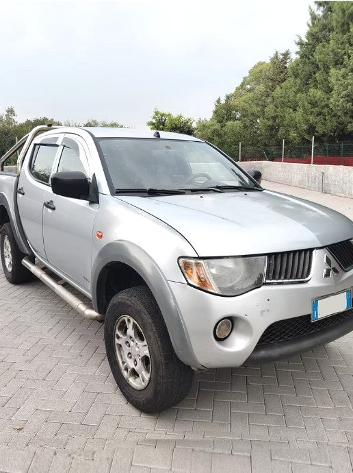L200 (2006>)->MITSUBISHI
